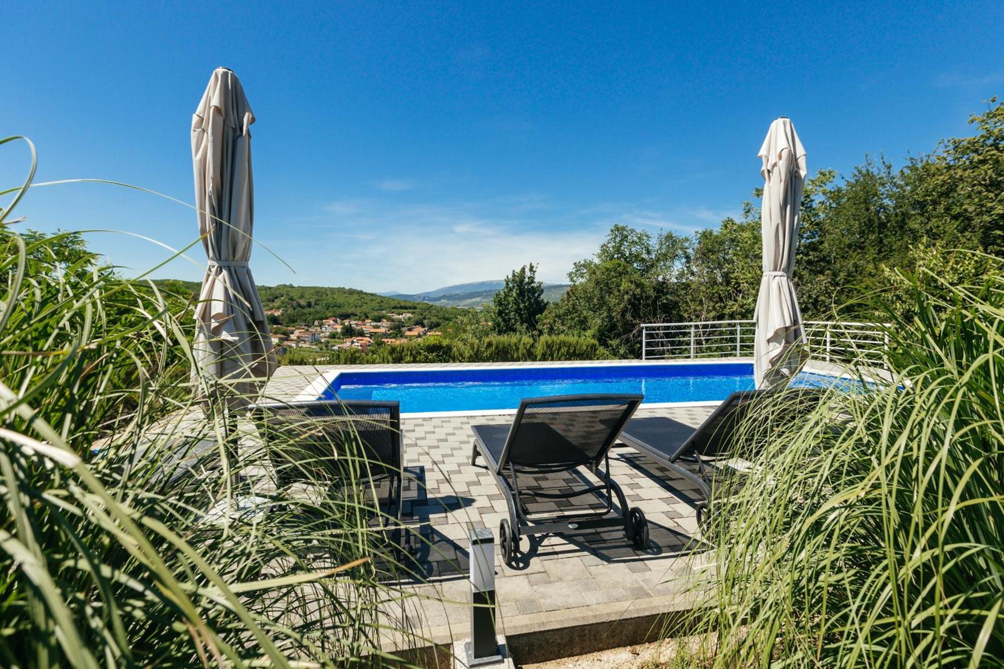 Villa Matko - Family Destination Zmijavci Extérieur photo